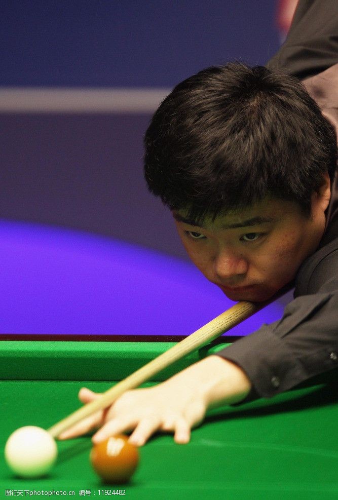 的背景下 的背景下