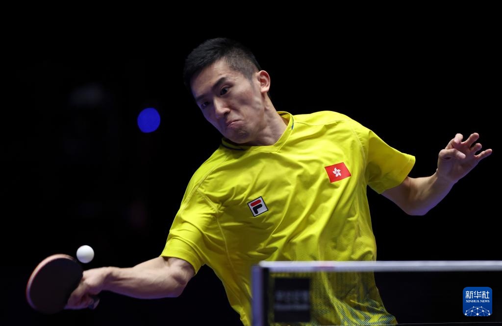 友致歉的举 友致歉的举