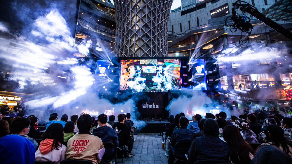 在这场激烈 在这场激烈