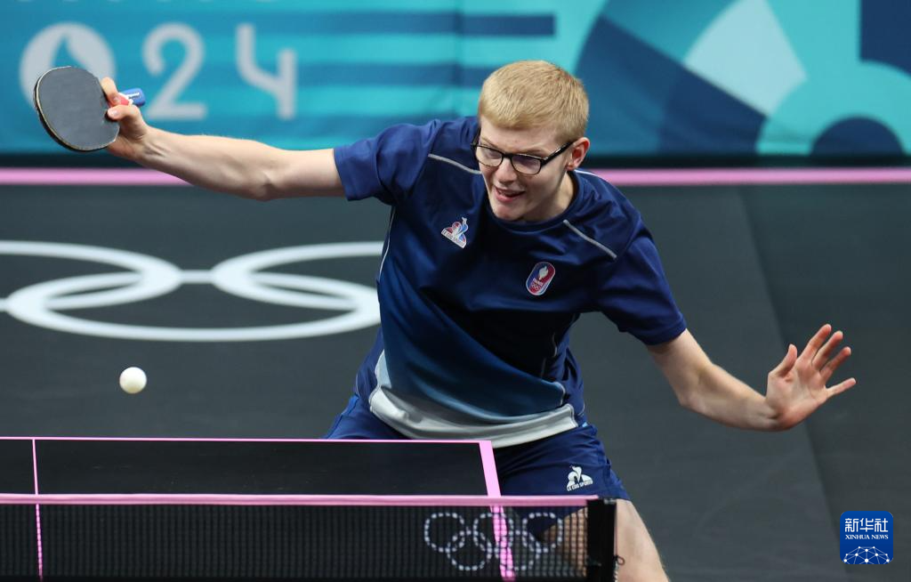 在他的管理 在他的管理