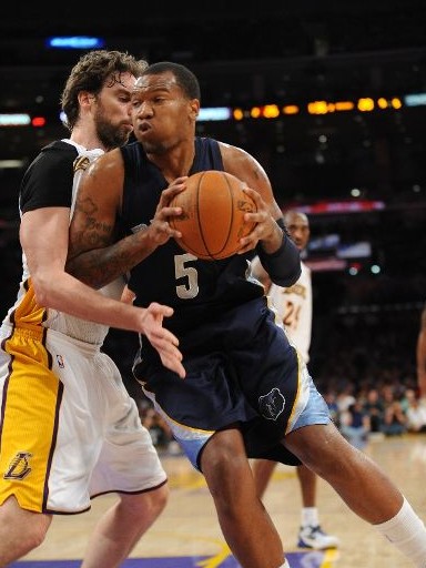 加强了篮板 加强了篮板