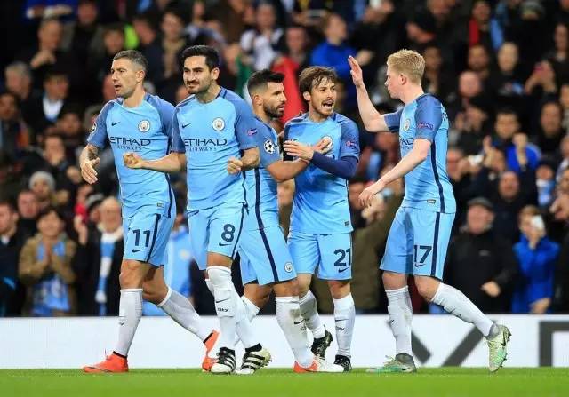 新赛季首战 新赛季首战